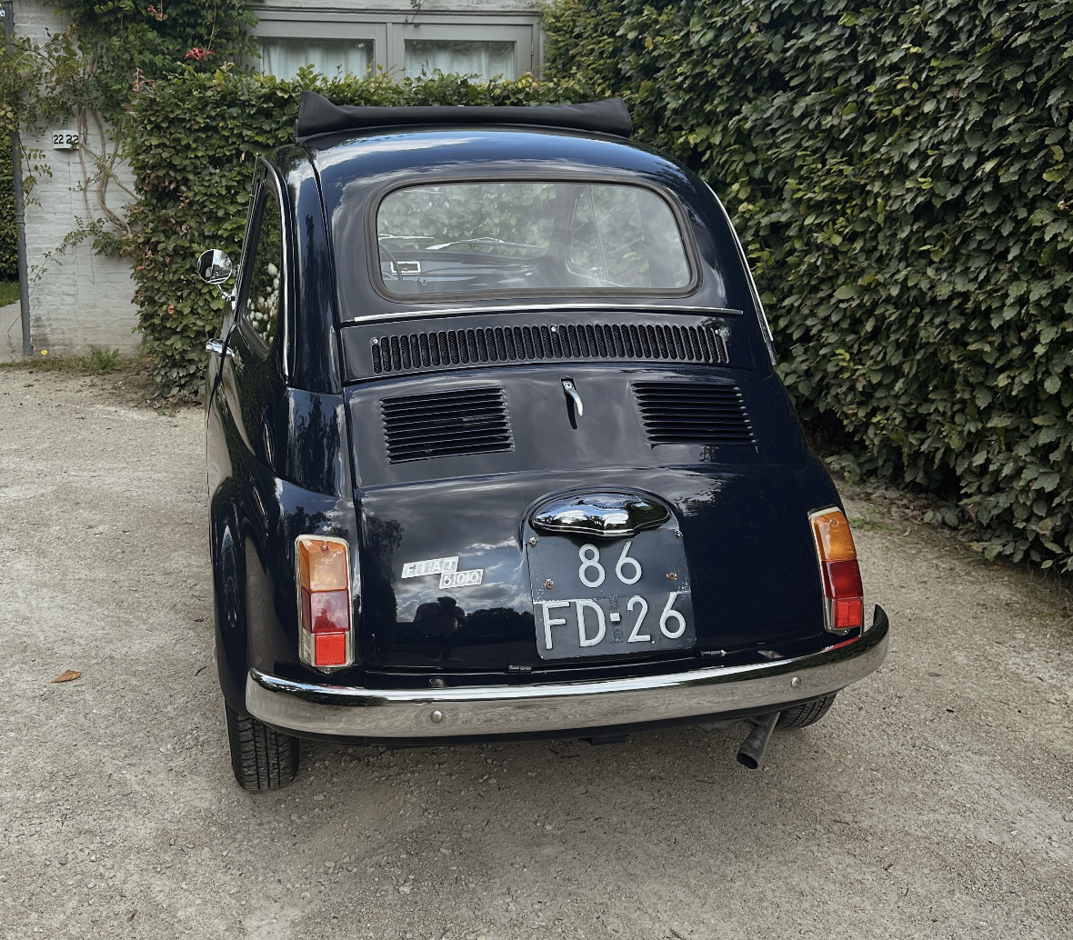 Blauwe Fiat 500 huren